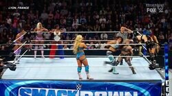 日本人“最恐”女子レスラーの「ケツに叩きつけたｗ」 前代未聞の合体式「地獄門」拷問技に場内大ブーイング