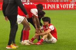 悲劇…伊東純也は唖然、中村敬斗と関根大輝は涙「辛すぎる」スタッド・ランス２部降格で日本人トリオ＆ファンが沈痛「まじかよ…」「JAPANツアーどうなる？」