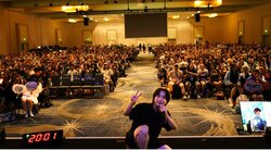 The Creator Mokumokuren and Chiaki Kobayashi (Voice of Yoshiki Tsujinaka) Share Behind-the-Scenes Stories! Anime "The Summer Hikaru Died" AX Stage Report