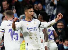 マンU新加入のカゼミーロの｢背番号が決定｣!! 名門復活を託されたブラジル代表MFの｢練習初日の画像｣に4万6000超いいね！