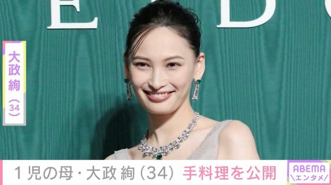 【写真・画像】ワンオクToruの妻で1児の母・大政絢（34）、オーブンを使った手料理を公開　1枚目