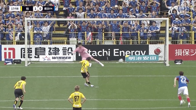 「森保さん、PK対策にいかがですか？」柏MFの“17秒トコトコPK”が話題沸騰！「誰か歩数を計測して笑」「独特すぎる」 4枚目