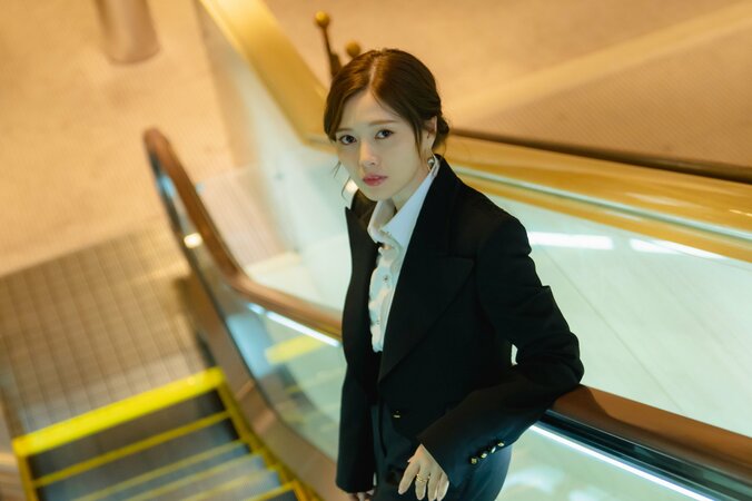 白石麻衣、ギャンブルマンガ「嘘喰い」実写映画化で魅せた新境地「挑戦的な役でした」 7枚目