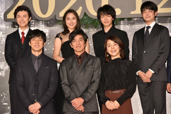 中村倫也、佐藤浩市のクリスマス&誕生日プレゼントに「ラブです」 8枚目