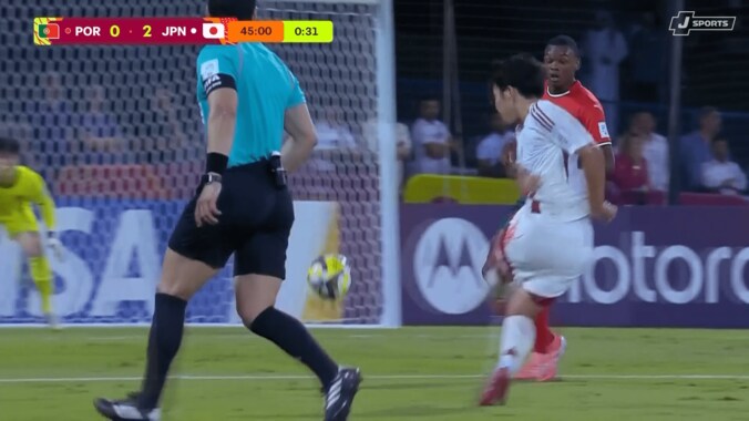 衝撃弾！U-17日本代表MFの“逆足ゴラッソ”が話題「世界にバレた」「神戸の誇り」欧州王者ポルトガルを沈黙させた瞬間 3枚目