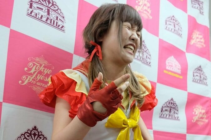 「世界一可愛いから大丈夫」伊藤麻希、敗れてまた号泣！しかし、試合後に新境地開拓 1枚目