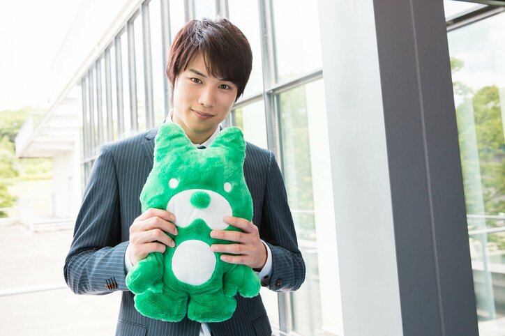 『あなそれ』鈴木伸之インタビュー「涼太のワインのシーンには笑いました」