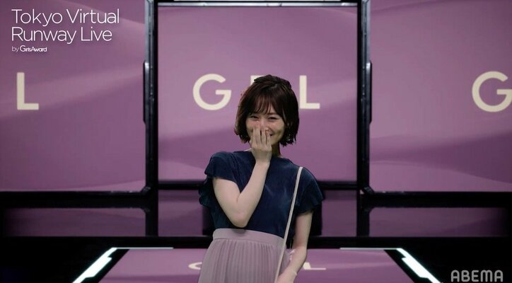 山下美月が画面越しに届けたキュートな笑顔！ 乃木坂46が史上初の『TVRL』で美の競演