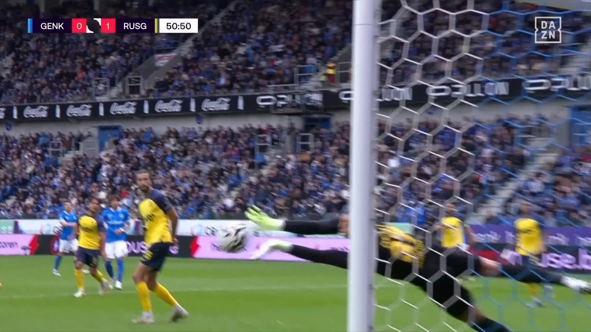 【映像】右足インサイドで高精度コントロールショット