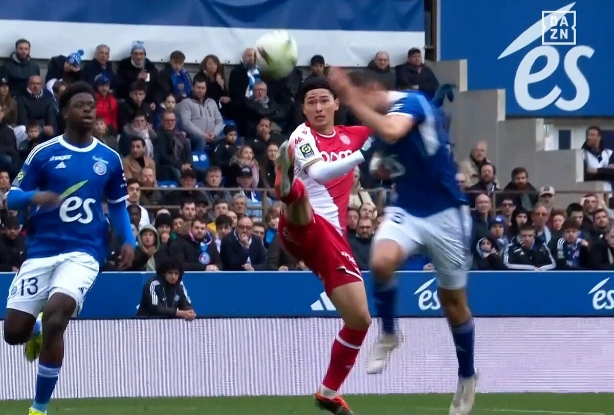 img_d98873fc7df4c0125900aab36f