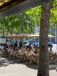 中村江里子『カフェ、レストラン再開』