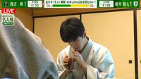 【映像】ここにも個性?ストローを使ってドリンクを飲む藤井竜王