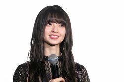 齋藤飛鳥が語る恋愛観「追いかけてもらう方がいいけど…」