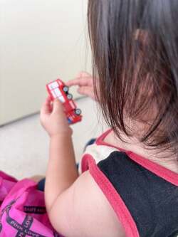 「先生から突然気になる言葉が」  ものまねタレント、息子の目の症状が心配で眼科を受診した結果