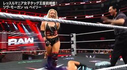 挑発的な美女レスラー、レフェリーを“激詰め” 「レフェリーの方が被害者」まさかの行動に同情の声