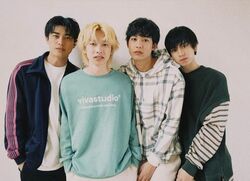 『ドラ恋』わく「大好きな兄貴たちとだよ」と男子メンバーとの集合写真公開