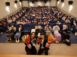 映画『チア男子!!』27歳・風間監督、地元山形で、浅香航大と凱旋舞台挨拶