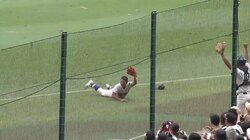 ライト線に魔術師がいた！履正社・近沢賢虎、風で逃げる打球をスーパーダイブに甲子園が地鳴り「すごい！」「やば」