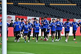 南野＆柴崎が合流！ パラグアイ代表戦に向けた前日練習で全選手が集合