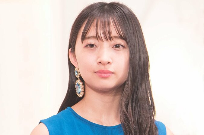 スパガ浅川梨奈・渡邉幸愛・志村理佳が初のイメージ作品をリリース、浅川は記者から”ライン”聞かれる 9枚目