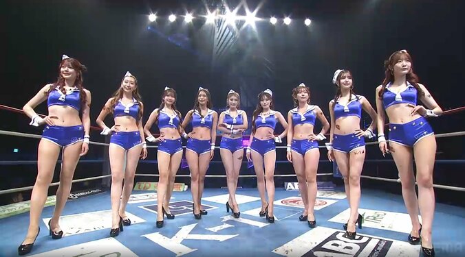 K-1 GIRLSキャプテンの波北かほ（写真中央）