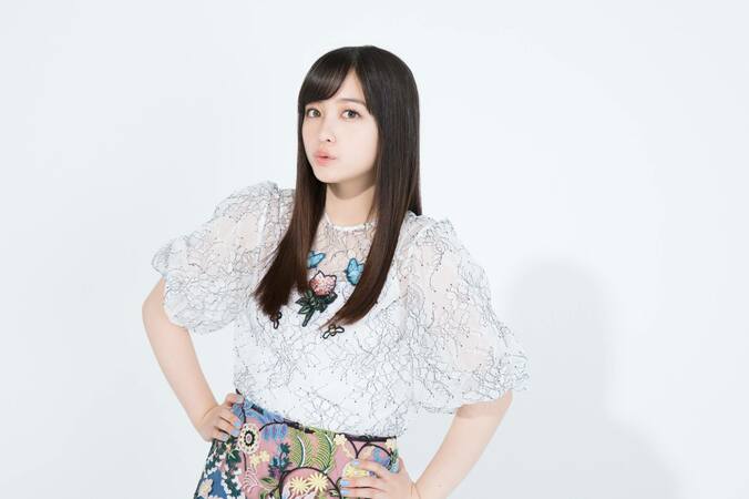 橋本環奈、小栗旬からの無茶振りも「1000年に1人」を武器に 2枚目