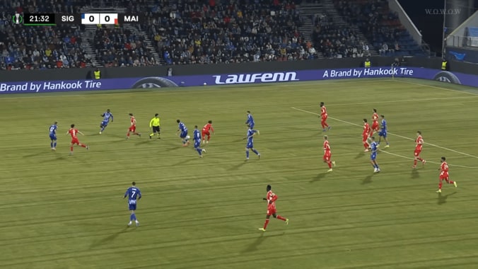 衝撃の6秒間！佐野海舟の“3連続デュエル勝利”がエグすぎる…寄せて→ぶつけて→滑り込ませた異次元ディフェンス 5枚目