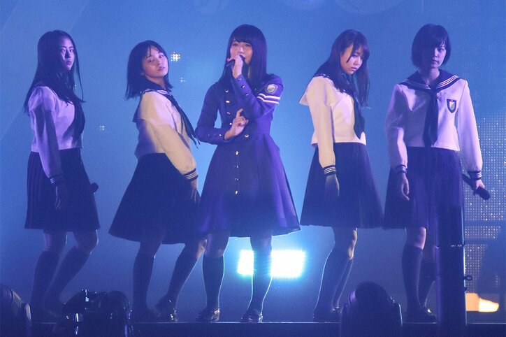 「なんでもなかった4月6日が、特別な4月6日になりました」欅坂46、全26曲披露のデビュー1周年ライブを開催
