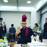 松田翔太、パンチの効いた“モヒカン姿”を公開「やばいのきたー」と大反響