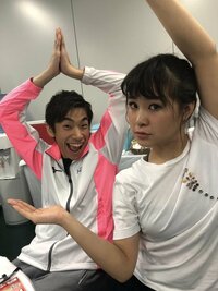 「お姫様のよう」「気品にうっとり」浅田真央、デコルテが美しいセクシードレス姿を披露