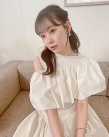 渡辺美優紀の 盛れる ホワイトコーデに絶賛の声 宇宙一可愛い ほんまに似合ってる 話題 Abema Times