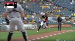 どうなってんだよ！怪物遊撃手がとんでもない“超爆速走塁”「反則だろ」 オニール・クルーズ、単打で一塁から“神生還”