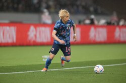 ボール持ったら浅野拓磨、前田大然にも負ける気がしない！“イナズマ”純也、高速ドリブルは何がスゴいのか？