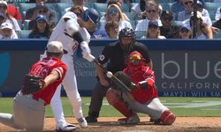 なぜ打った…？ 大谷翔平、想定外の“魔球打ち”「天才かよ」「スゴいな」162キロ低弾道ライナー→“大谷対策”を粉砕する一撃「甘い球じゃないのに」