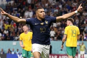 前回王者フランスが逆転で白星発進！エムバペ弾＆ジルー２発などオーストラリアに４ゴール快勝【カタールW杯グループD】