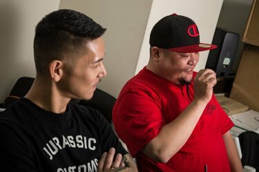 人種の壁も言葉の壁も全部煙で飛ばして」STONEDZ（MEGA-G&DOGMA