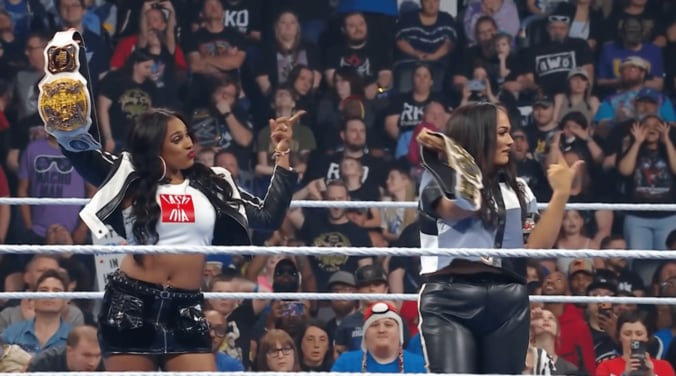 「デカくて動ける」“100キロ超女子タッグ”がやりたい放題