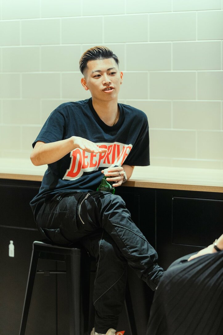 高校生RAP選手権への出場も決まっていた。EPのリリースやリリースパーティーもコロナで全てが延期に。。。2000年代生まれのO.B.Sが描く未来とは?!