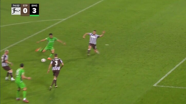 【映像】折り返しのボールを豪快ダイレクトシュート