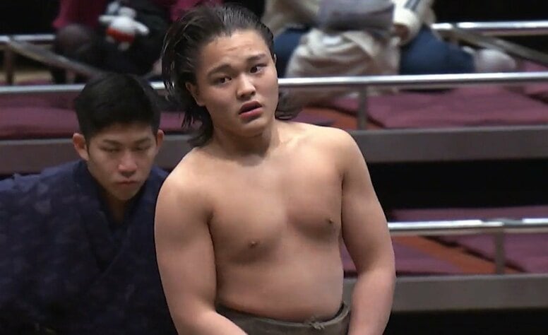 「え、痩せた？」15歳の“イケメン”サラブレッド力士、まさかの“体重減”に心配の声「センスはあるけど軽すぎる」「体重分けてあげたい」