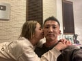 後藤祐樹の妻、夫とのキスショットを公開「夫婦仲良し一番ですね」