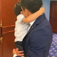 「PAPAの不在はとてつもなく不安」平愛梨、夫・長友佑都のサッカー日本代表合宿行きを報告