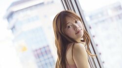 LinQ・高木悠未、1st写真集『タカラモノ』から珠玉のアザーカット 『FLASH』