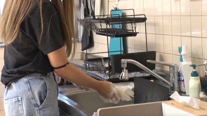 【写真・画像】“6人兄弟大家族”の美人ママ（34）、10人乗りの愛車を公開し「すごい」「ロケ車みたい」の声　4枚目