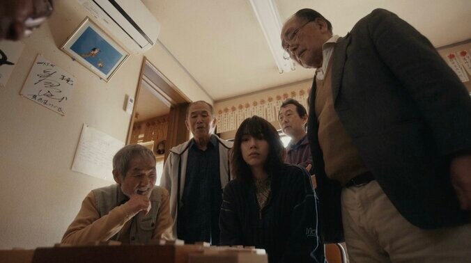 【写真・画像】“女性棋士”を目指すのんの前に“アイドル女流棋士”鳴海唯が登場…立場の違う二人の女がぶつかる将棋界の壁とは 2枚目