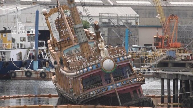 8年間放置“海賊船”撤去開始　川崎市が行政代執行　立て替えた費用3300万円は？ 1枚目