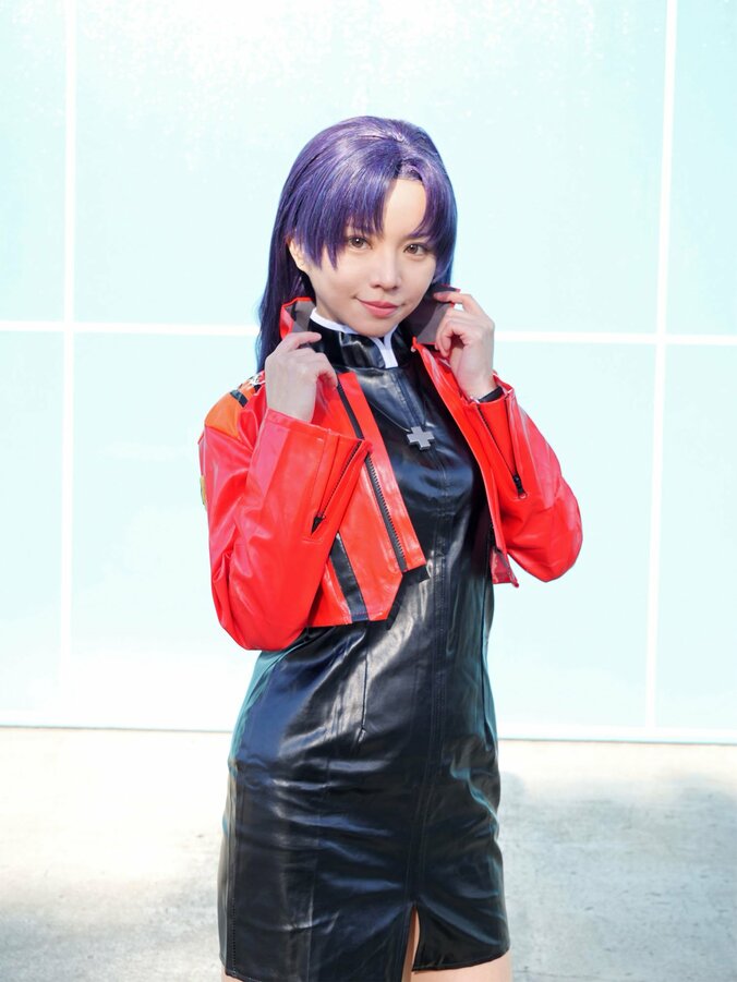 【写真・画像】『新世紀エヴァンゲリオン』葛城ミサトコスプレ画像　11枚目