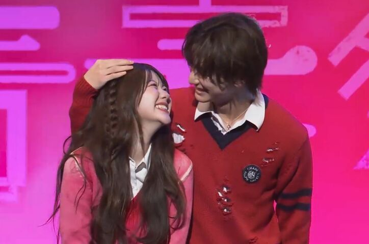 【写真・画像】「イケメンすぎる」元“日本一のイケメン高校生”、可愛すぎる彼女をお姫様抱っこ! 幸せ姿に会場は大歓声「スタイル良すぎ」 2枚目