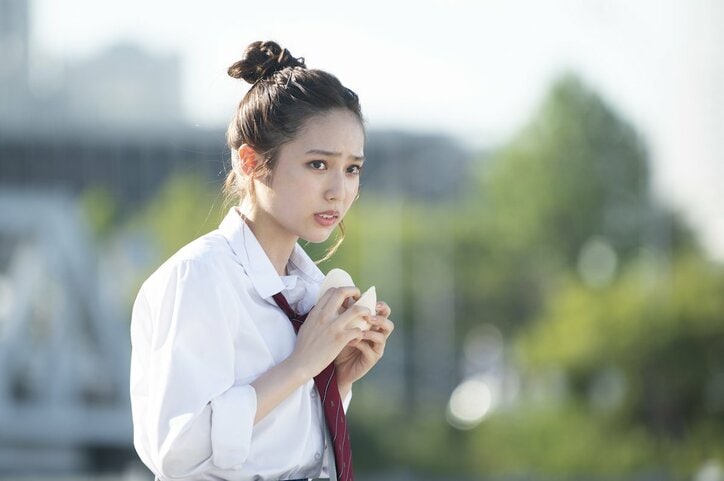 実は初体験の男性も悩みがある…思春期はボタンの掛け違いでプレッシャー&コンプレックス肥大!?恋愛で大切なのはありのままの自分を見せること