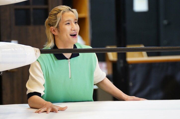 しなやかなロープワークからのドロップキック！THE RAMPAGE武知海青、プロレスラー役を好演